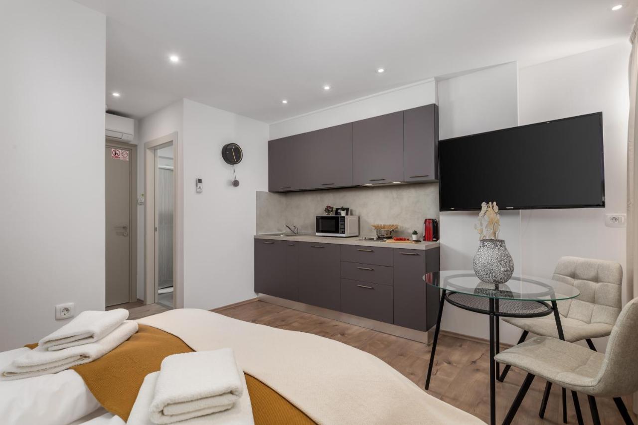Apartments Penkala 2 غييكا المظهر الخارجي الصورة